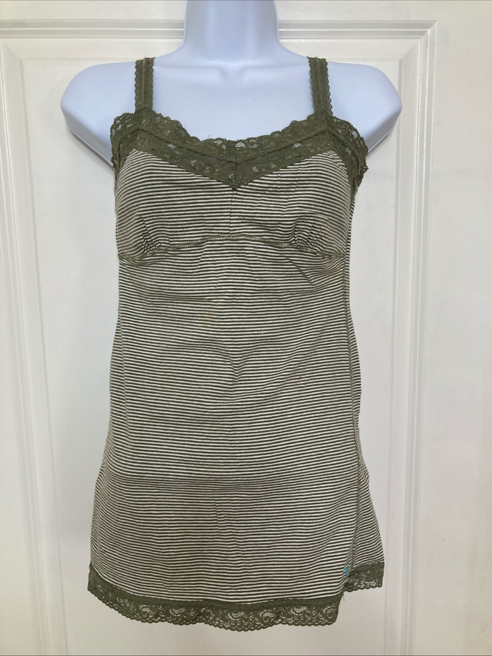 VTG American Eagle Outfitters Cami Tank Top Green Striped Lace Trim Y2K Preppy M